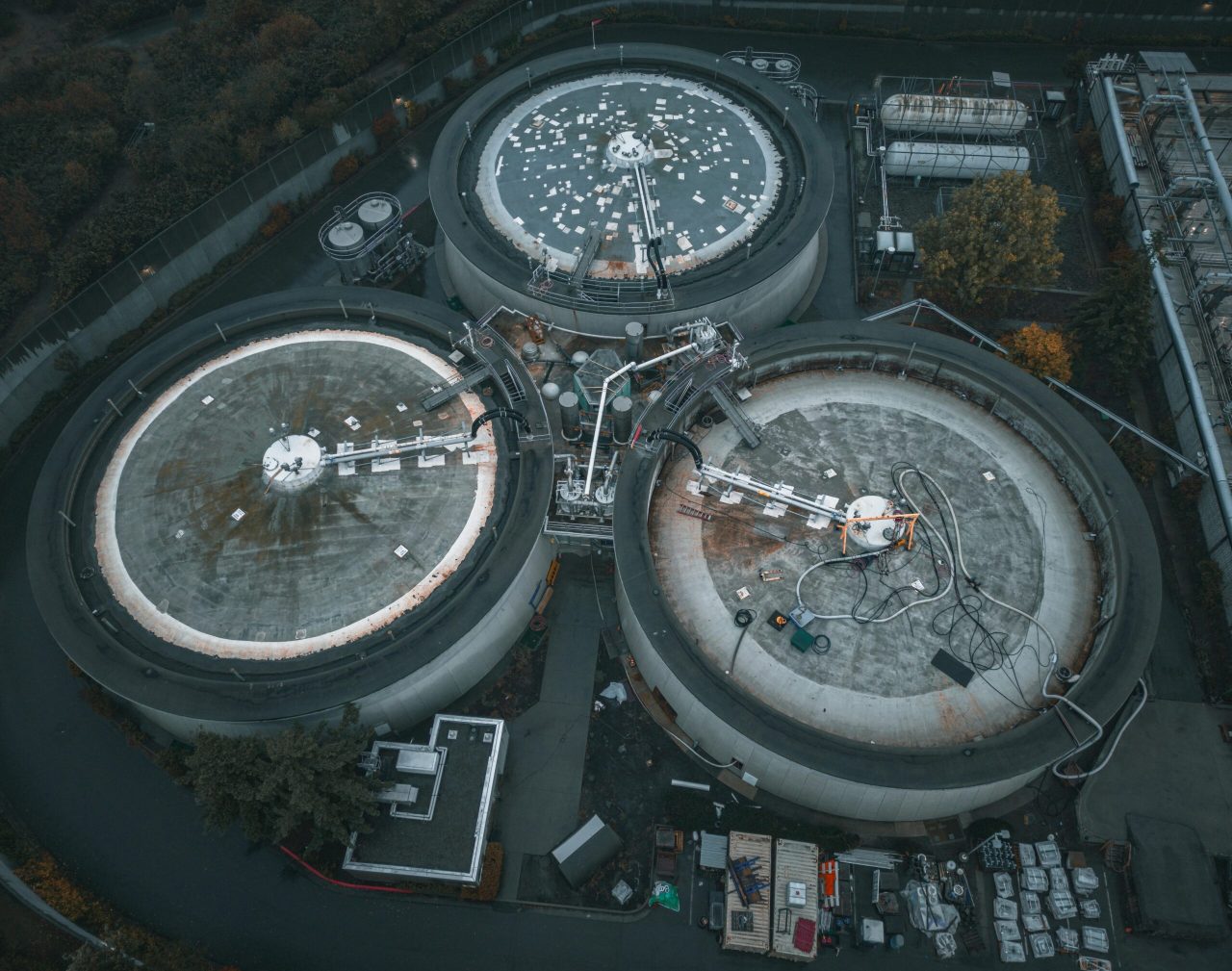 Roofs of Industrial Buildings